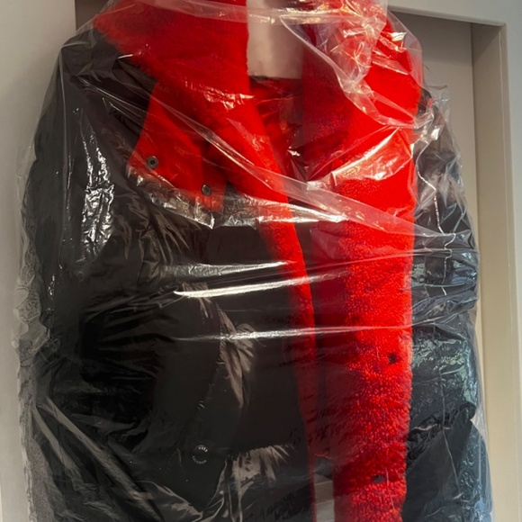 Yves Soloman Jacket - Picture 8 of 9